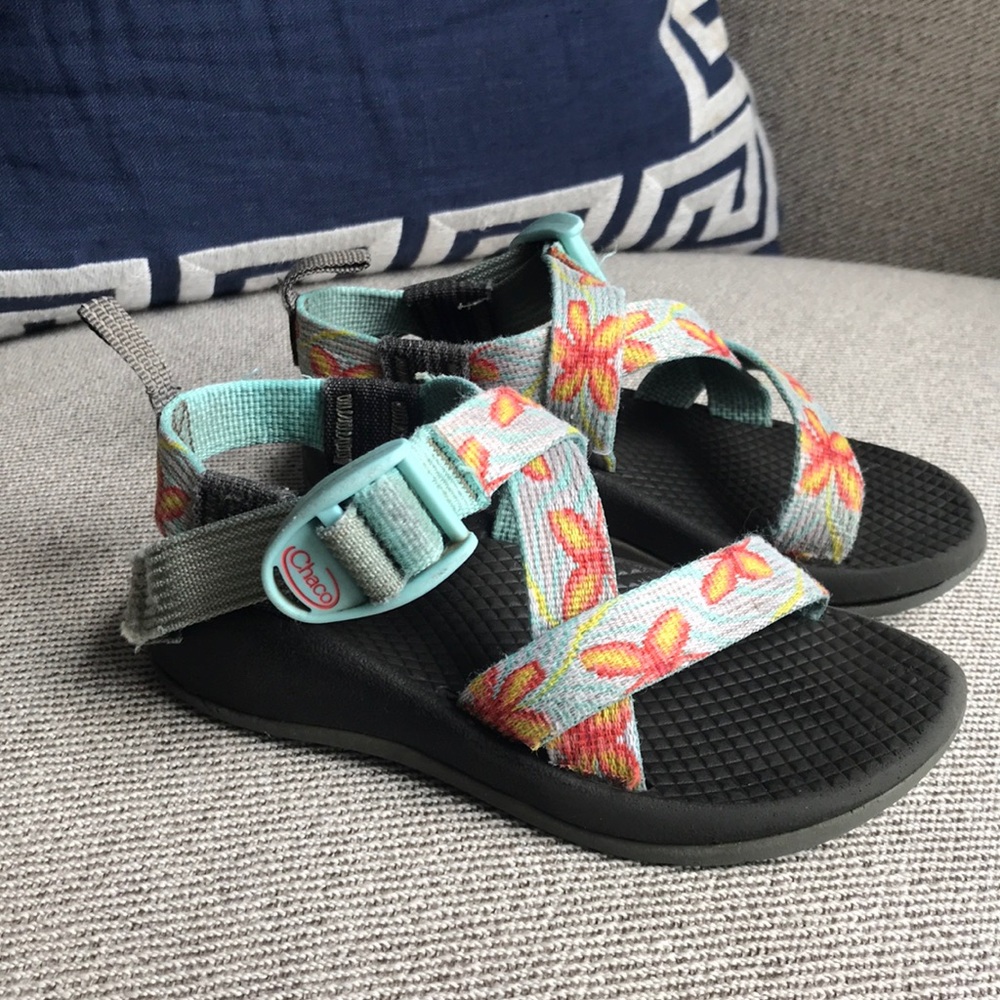 Chaco toddler girl